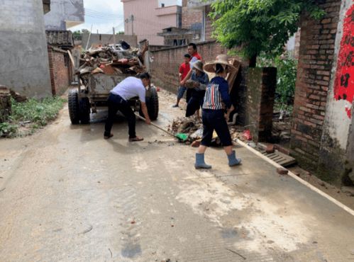 村干部强占村民土地，维权之路与寻找解决之道