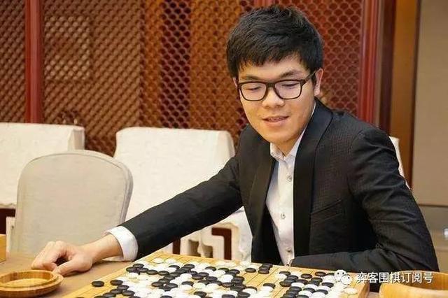 柯洁改个人简介，世界围棋九冠王的传奇之路